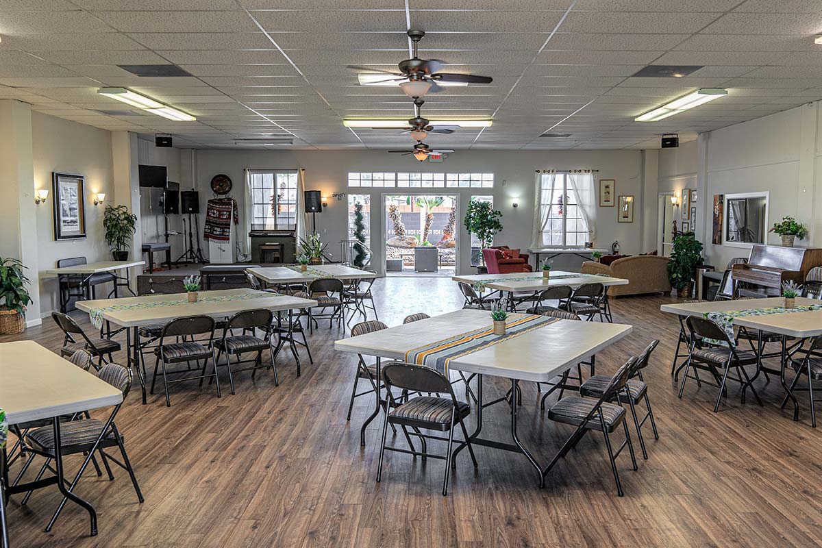 El Dorado Mobile Estates & RV Park large recreation room