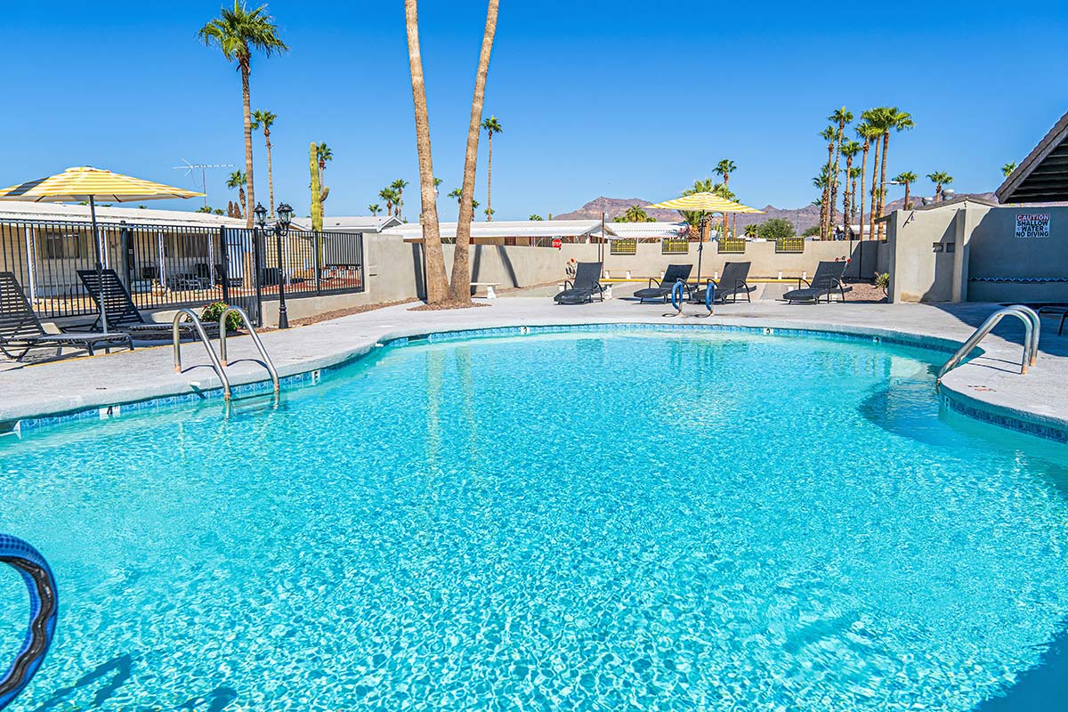 El Dorado Mobile Estates & RV Park's Seasonally heated pool